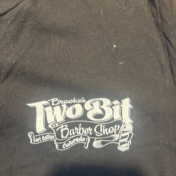 Brooks Two Bit Barbershop Fort Collins CO t-shirt (L) - Picture 5 of 5